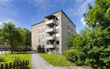 Fasad och gångväg