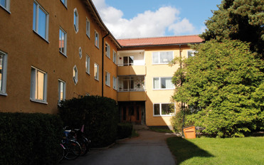 Fasad och gångväg
