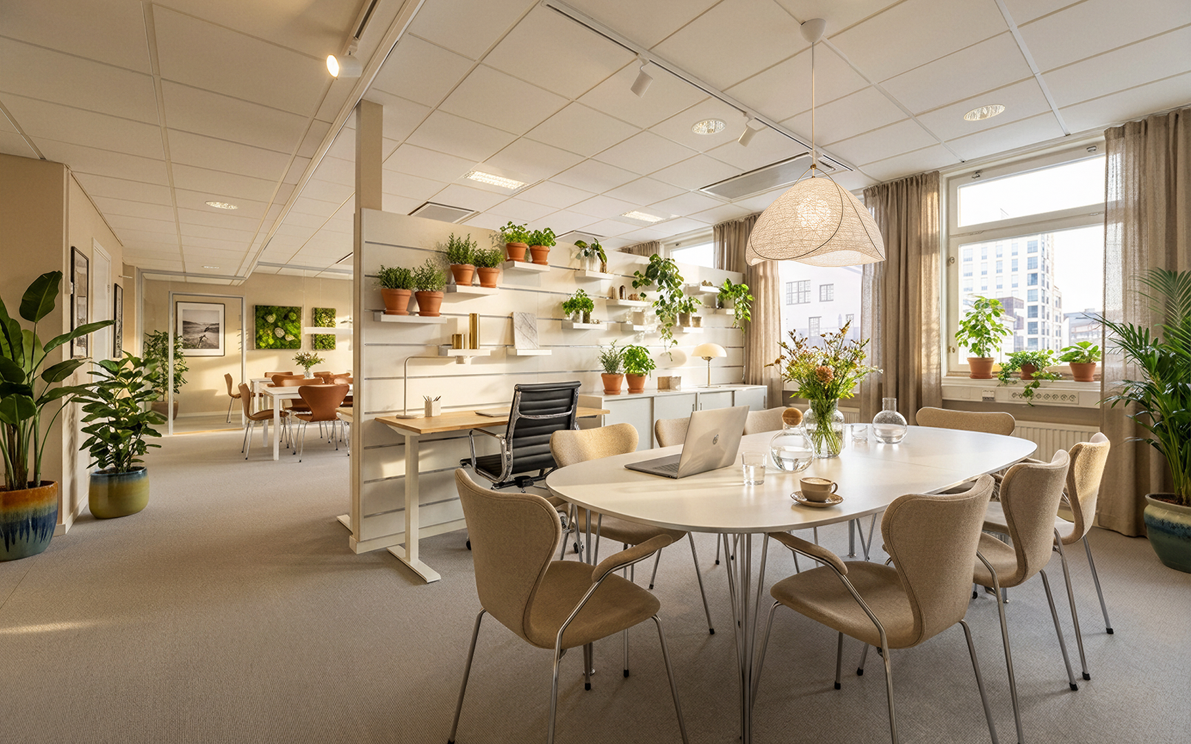 Lunchrum, öppen yta